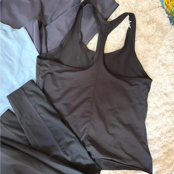 Nike Black and Blue Activewear Bundle size M/L - Picture 4 of 9